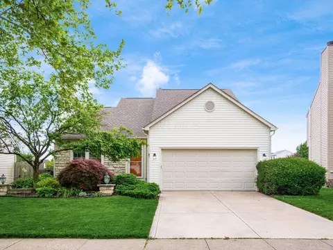 311 Galloway Ridge Dr, Galloway, OH 43119