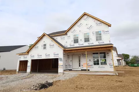 349 Oakmont Dr, Commercial Point, OH 43116