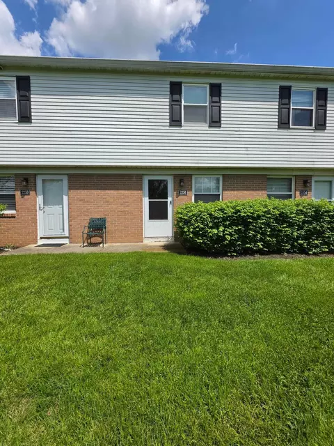 2256 Perkins Ct #P, Columbus, OH 43229
