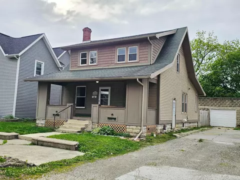 426 E Paint St, Washington Court House, OH 43160