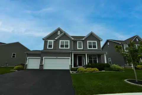 440 Oakland Hills Loop, Commercial Point, OH 43116