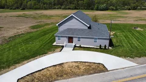8885 Peters Rd, Ashley, OH 43003