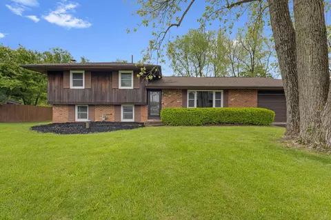 75 Hiawatha Trl, Granville, OH 43023