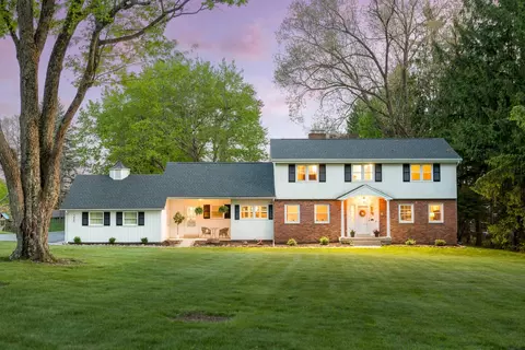 1420 Gambier Rd, Mount Vernon, OH 43050