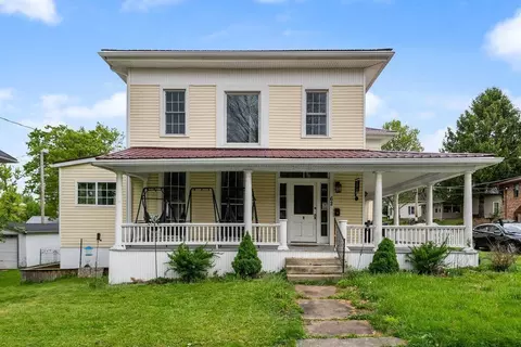 62 E North St, Mount Gilead, OH 43338