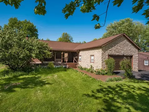 2084 Bunty Station Rd, Delaware, OH 43015