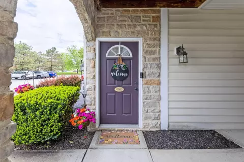 4963 Ivyvine Blvd, Dublin, OH 43016