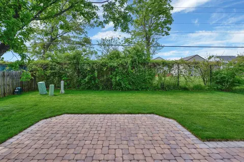 Exterior - 2989 Wolfbirch Dr, Columbus, OH 43231 photo 5 of 6