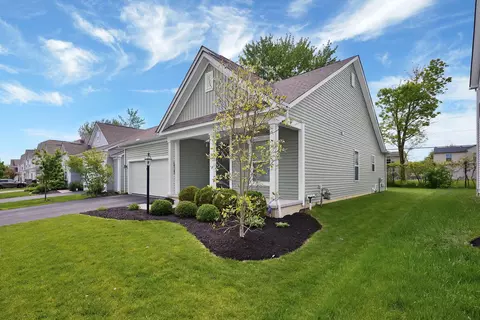 Exterior - 2989 Wolfbirch Dr, Columbus, OH 43231 photo 3 of 6