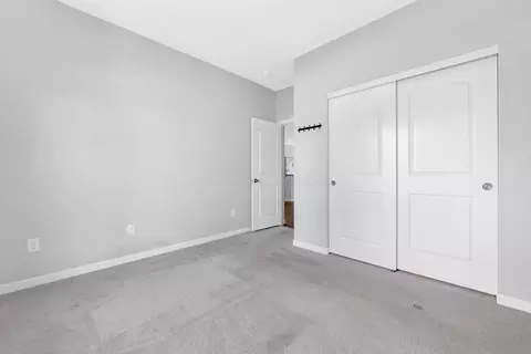 Bedroom - 2989 Wolfbirch Dr, Columbus, OH 43231 photo 3 of 5
