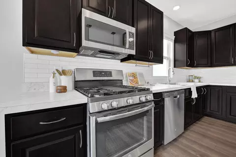 Kitchen - 2989 Wolfbirch Dr, Columbus, OH 43231 photo 5 of 5