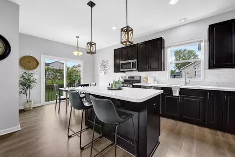 Kitchen - 2989 Wolfbirch Dr, Columbus, OH 43231 photo 1 of 5