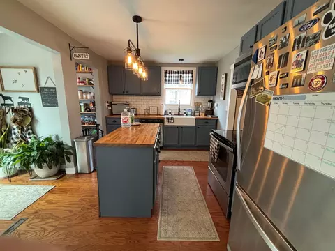 Kitchen - 125 Belleaire Ave, Springfield, OH 45503 photo 1 of 3