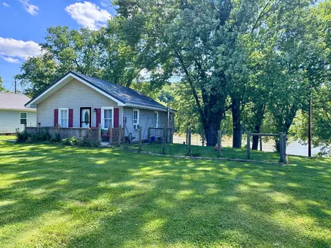 2433 E State Route 266, Stockport, OH 43787