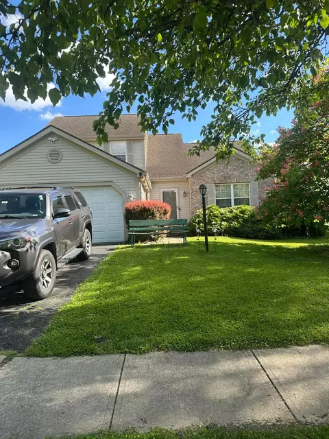 7567 Dover Ridge Ct, Blacklick, OH 43004