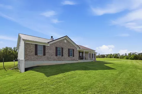 4487 Workman Rd, Mount Perry, OH 43760 photo 2
