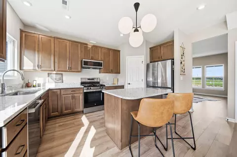 2200 Cloud View Ct, Marysville, OH 43040