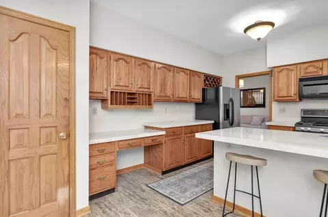 Kitchen - 7753 Brandonway Dr, Dublin, OH 43017 photo 2 of 3