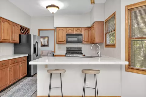 Kitchen - 7753 Brandonway Dr, Dublin, OH 43017 photo 1 of 3