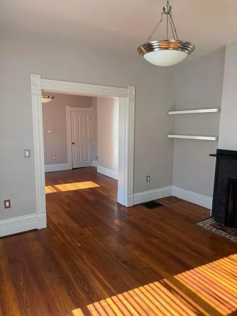 Living - 143 E 3rd Ave, Columbus, OH 43201 photo 1 of 2