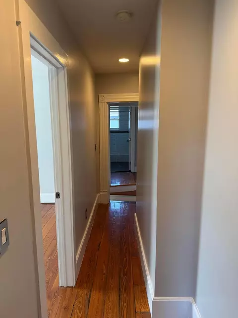 Entry Way - 143 E 3rd Ave, Columbus, OH 43201 photo 1 of 1