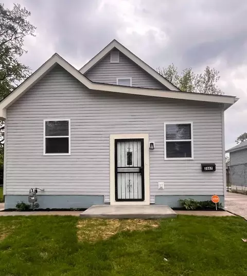 2867 E 10th Ave, Columbus, OH 43219