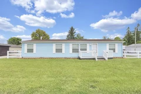 139 Myers Ave, Buckeye Lake, OH 43008