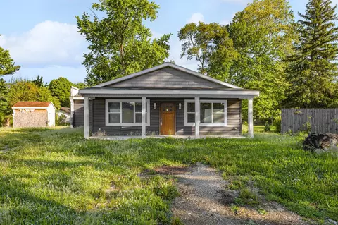 3317 Latonia Ct, Columbus, OH 43232