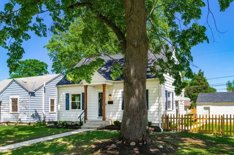 392 E Jeffrey Pl, Columbus, OH 43214