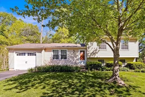 2370 Benning Dr, Powell, OH 43065