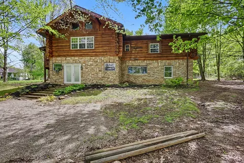 84 Royal Ct, Howard, OH 43028