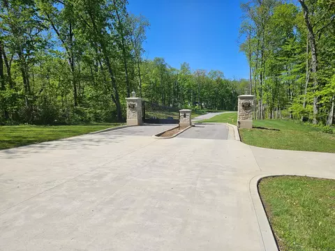 4360 Sunbury Rd, Galena, OH 43021