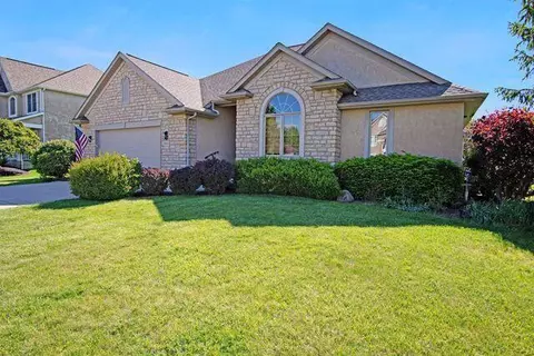 9815 Malibu Ct, Plain City, OH 43064