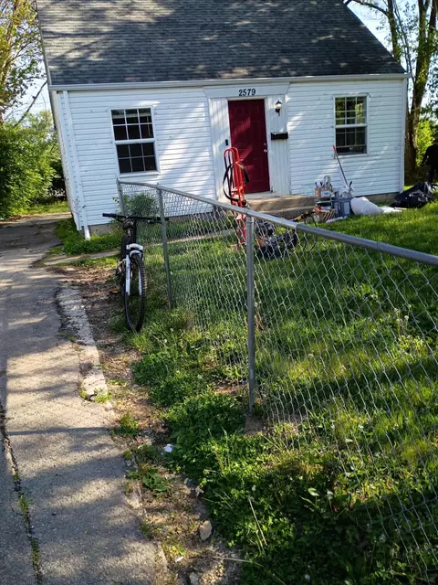 2579 Lexington Ave, Columbus, OH 43211