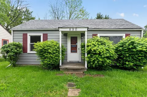 680 Robinwood Ave, Columbus, OH 43213