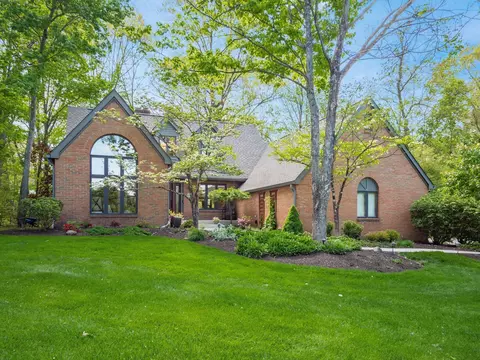 8403 Beeswing Ct, Dublin, OH 43017