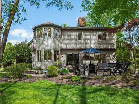 Exterior - 8403 Beeswing Ct, Dublin, OH 43017 photo 7 of 8