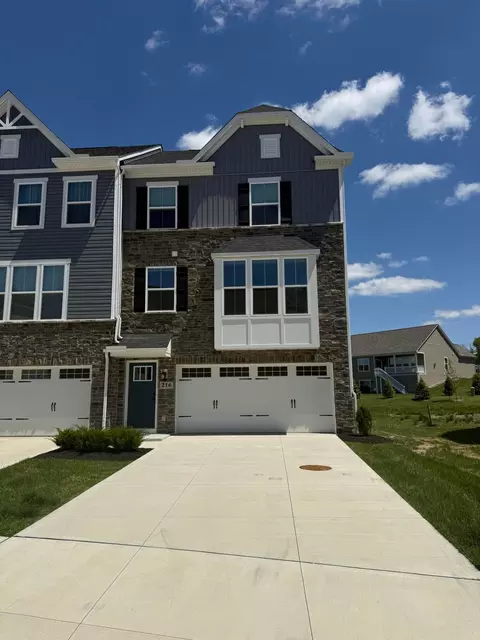 216 Via Veneto, Delaware, OH 43015