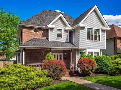 238 N Cassady Ave, Bexley, OH 43209
