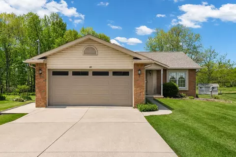 29 Longitude Dr, Mount Vernon, OH 43050