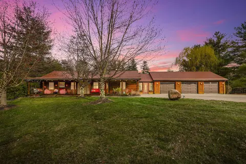 11160 Maysville Williams Rd, Logan, OH 43138