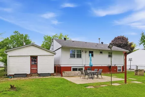 Exterior - 2516 Capaldi Dr, Marion, OH 43302 photo 3 of 6
