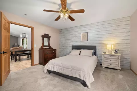Bedroom - 618 Linden Ln, Willard, OH 44890 photo 1 of 5