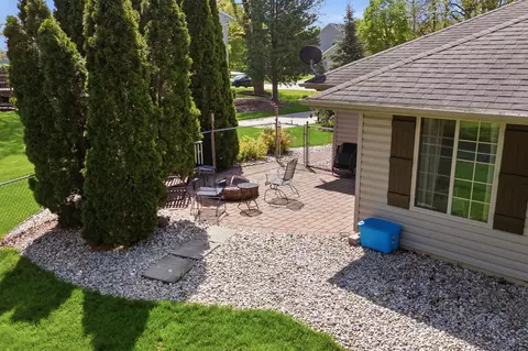 Exterior - 618 Linden Ln, Willard, OH 44890 photo 2 of 5