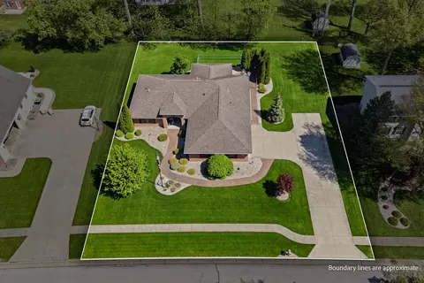 View/Area - 618 Linden Ln, Willard, OH 44890 photo 1 of 12