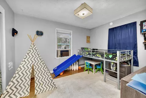 Bedroom - 492 Forest Lawn Blvd, Marion, OH 43302 photo 4 of 8