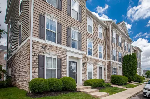 264 Hemlock Ravine Dr, Blacklick, OH 43004