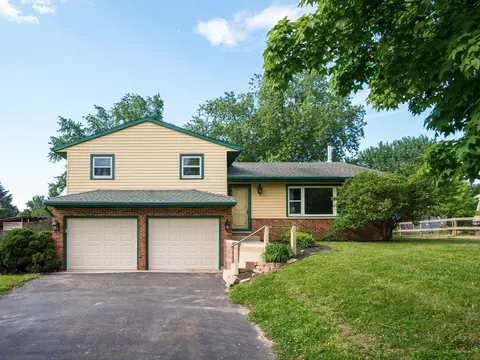 4889 Hayes Rd, Groveport, OH 43125