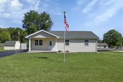 29690 Cherrycrest Dr, Logan, OH 43138