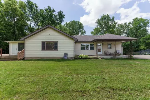 1691 Dyer Rd, Grove City, OH 43123